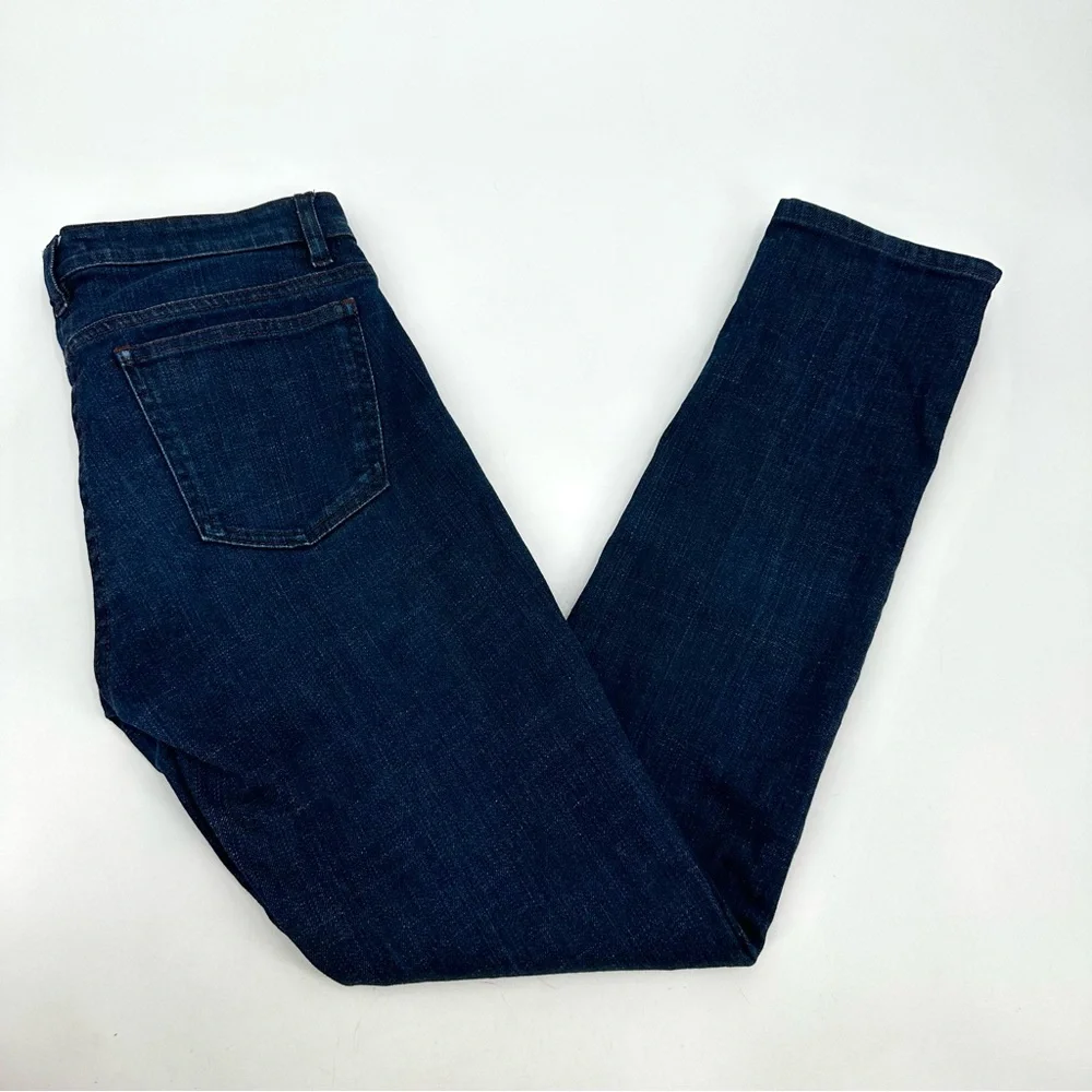 EILEEN FISHER Jeans Womens Size 4 Dark Wash Denim Made in Portugal